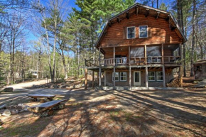 Rustic Madison Treehouse Cabin with Game Room!